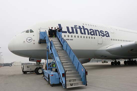 Angekommen: die Lufthansa A380-800 "München" ist künftig in München stationiert (©Foto: Martin Schmitz)